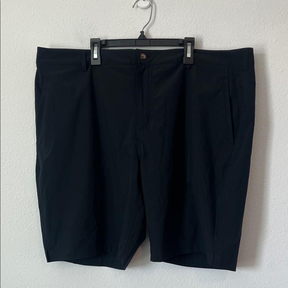 LEVELWEAR Black Flat Front Shorts